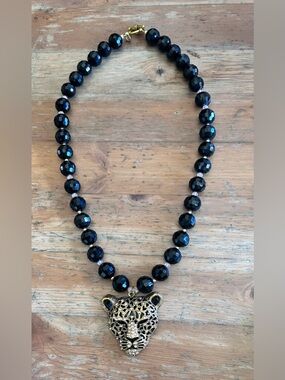 Black Beaded Necklace with Gold Leopard Pendant - Women Jewelry